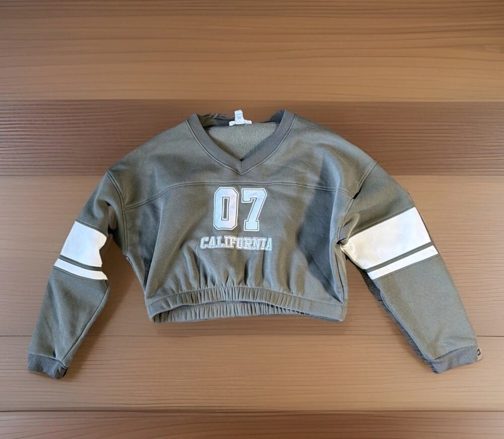 Y2K Refuge Embroidered Varsity Crop Sweatshirt California 07 Skater Olive Sz L